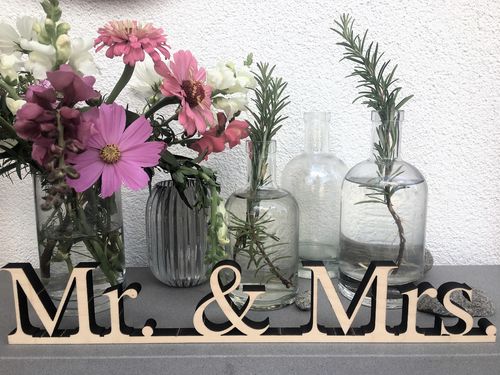 Mr.&Mrs.